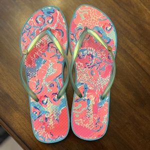 Lilly Pulitzer flip flops